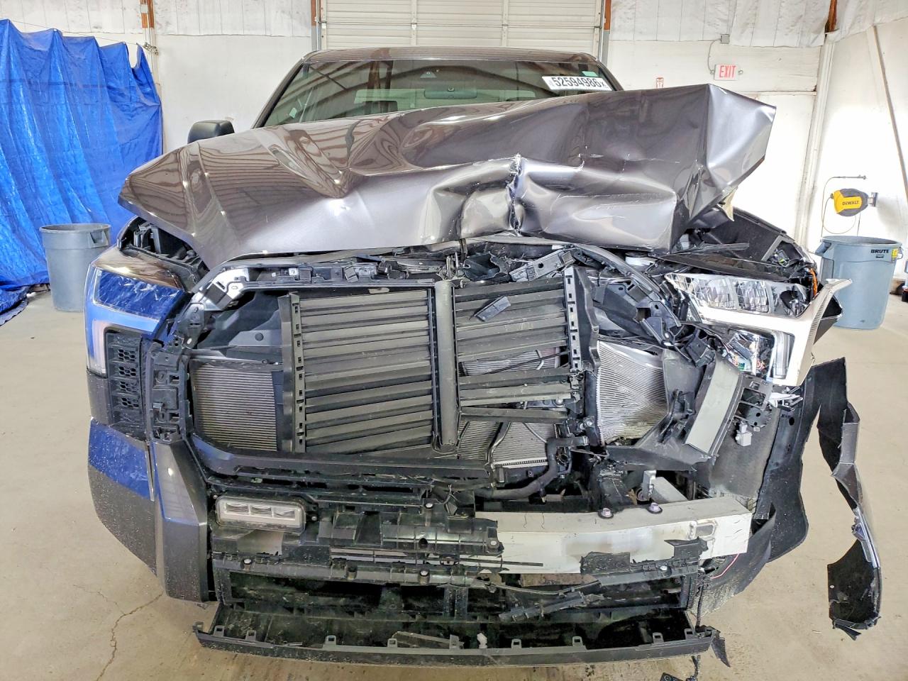 Toyota Tundra Sr5