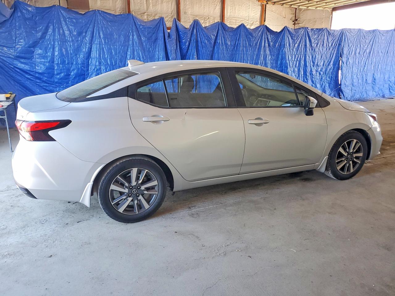 Nissan Versa Sv