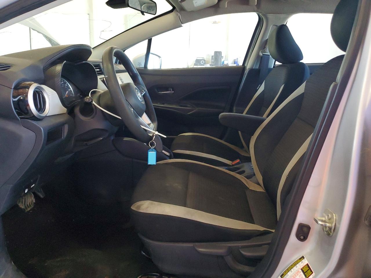 Nissan Versa Sv