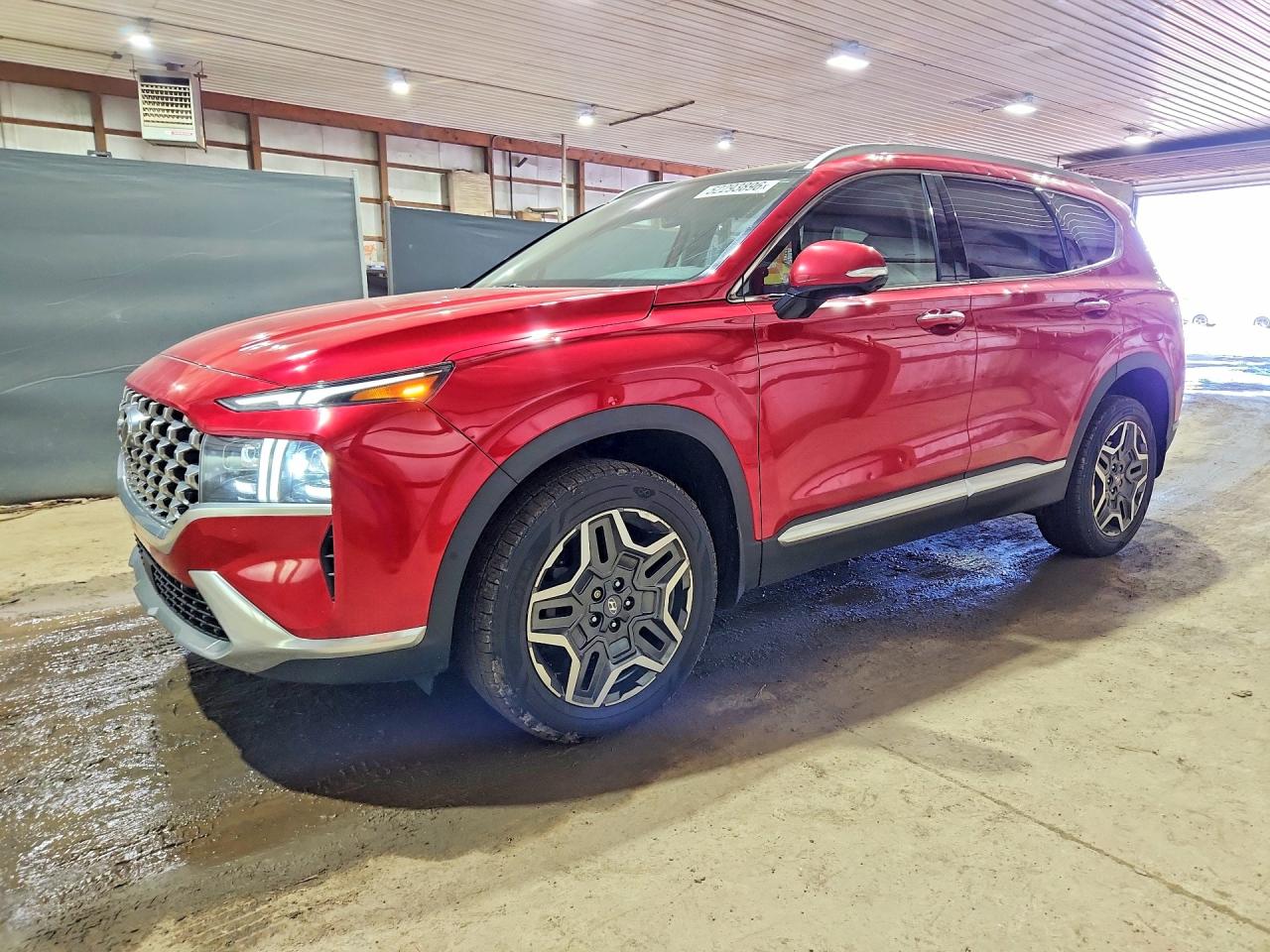 Salvage Hyundai SANTA FE Image