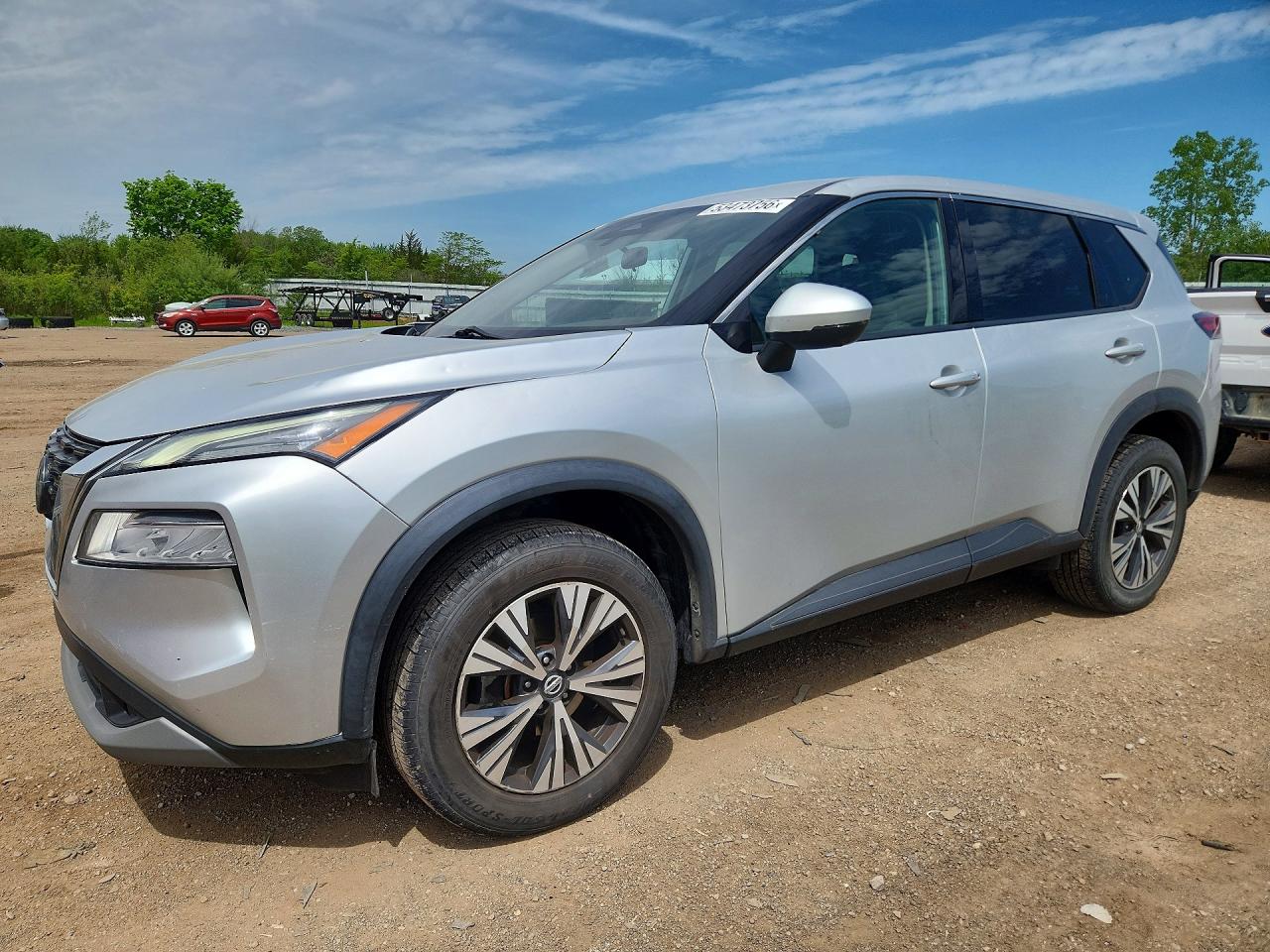 Salvage Nissan Rogue Image