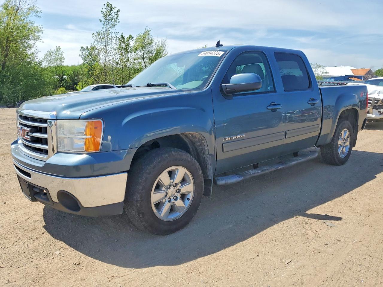 Salvage GMC Sierra Image