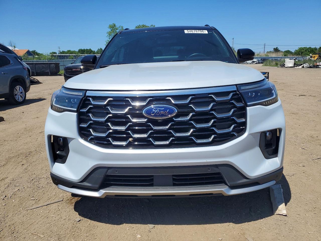 Ford Explorer Platinum