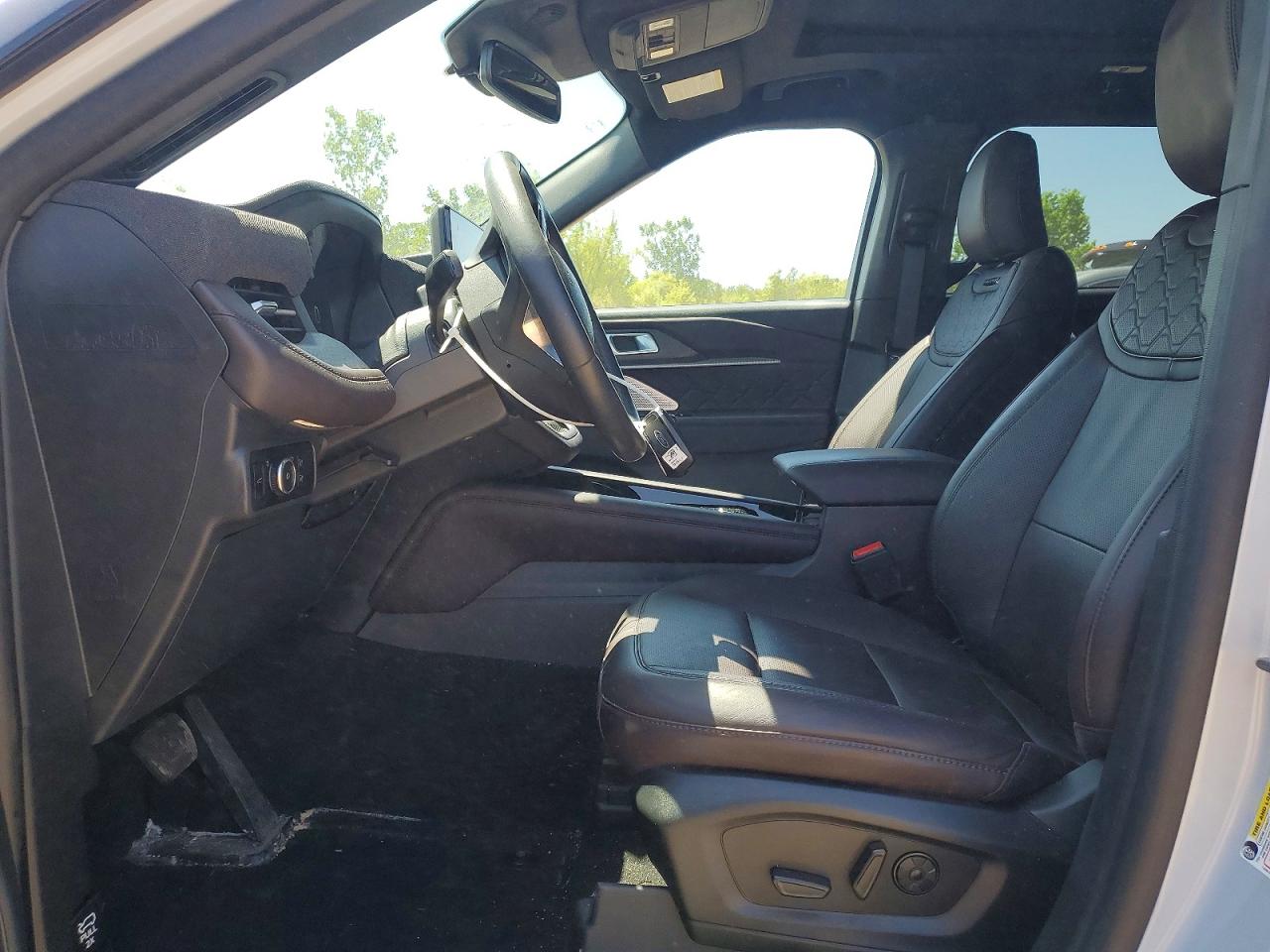 Ford Explorer Platinum