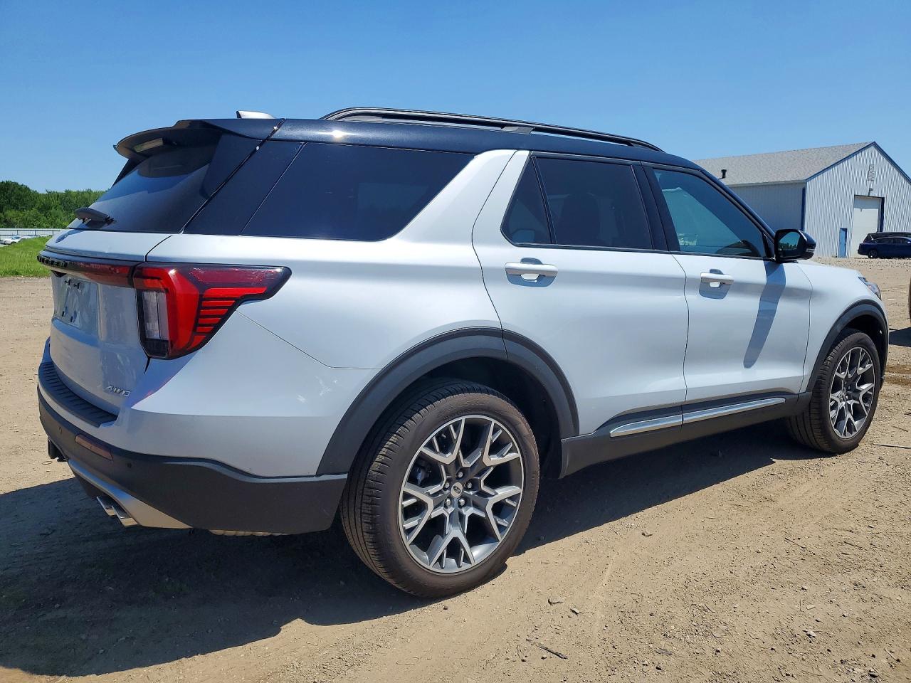 Ford Explorer Platinum