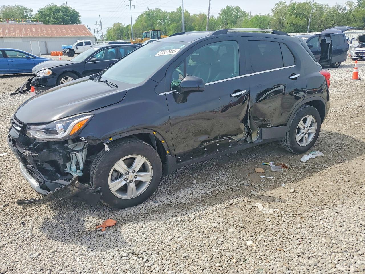 Salvage Chevrolet Trax Image
