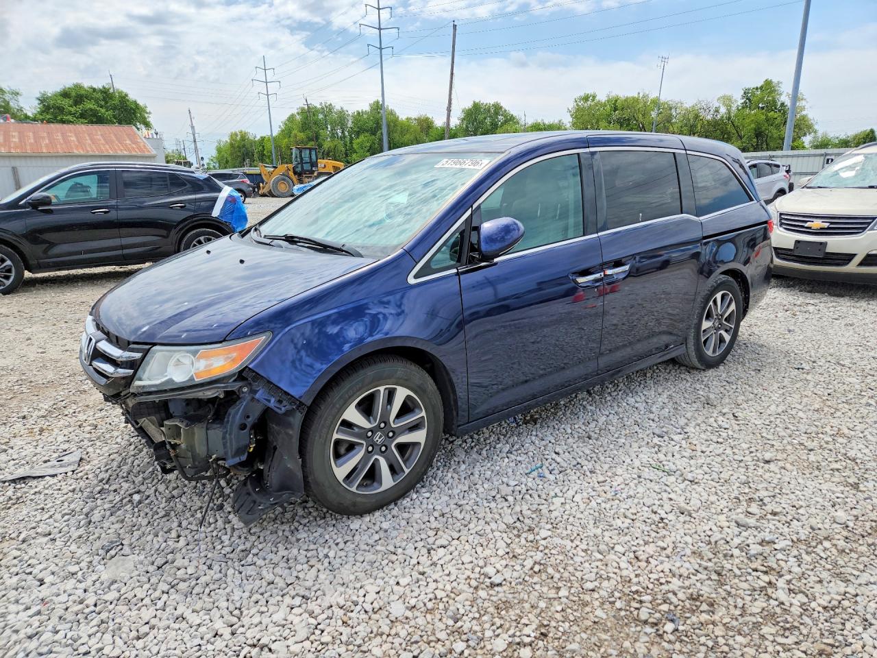 Salvage Honda Odyssey Image