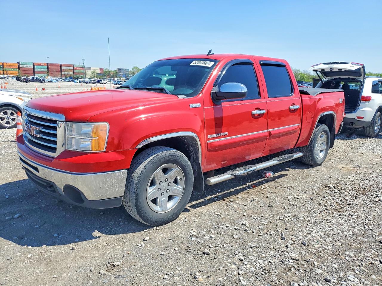 Salvage GMC Sierra Image