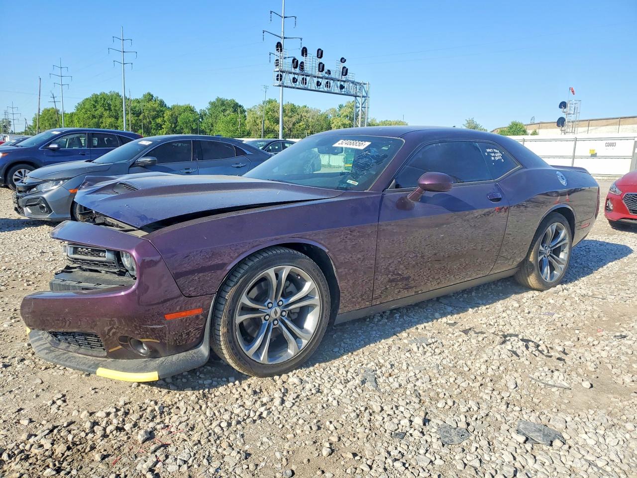 Salvage Dodge Challenger Image