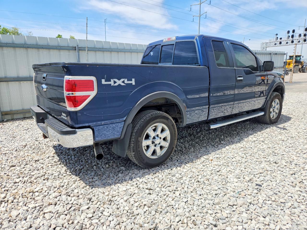 Ford F-150 Super Cab