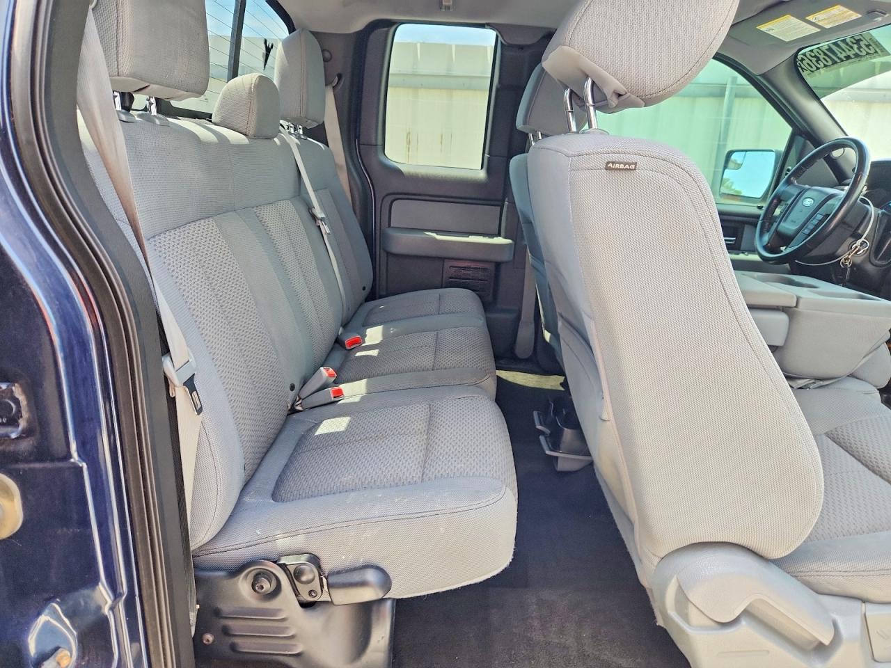 Ford F-150 Super Cab