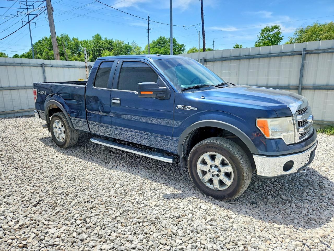 Ford F-150 Super Cab
