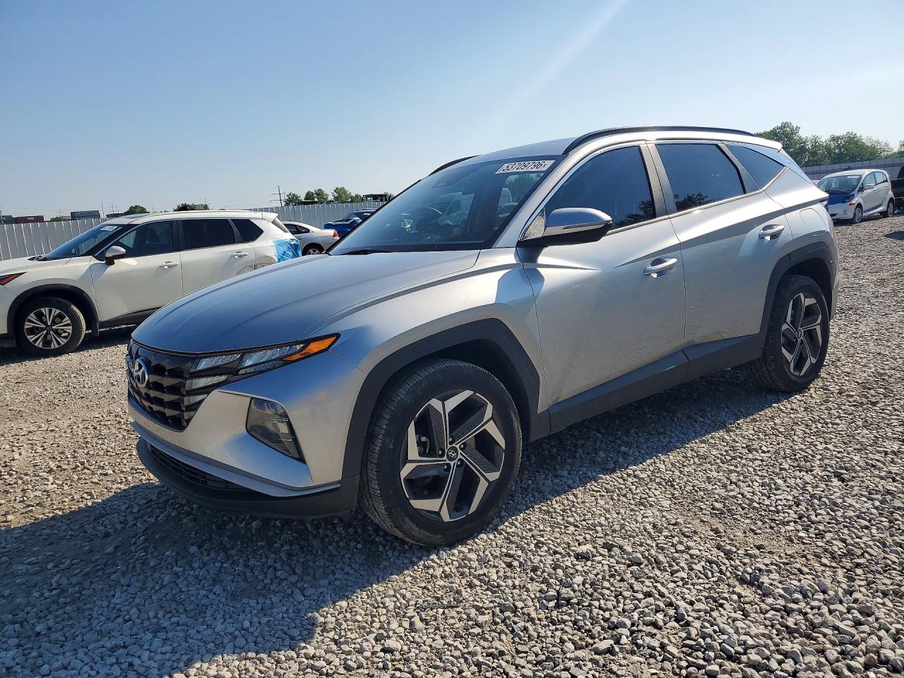 Salvage Hyundai TUCSON Image