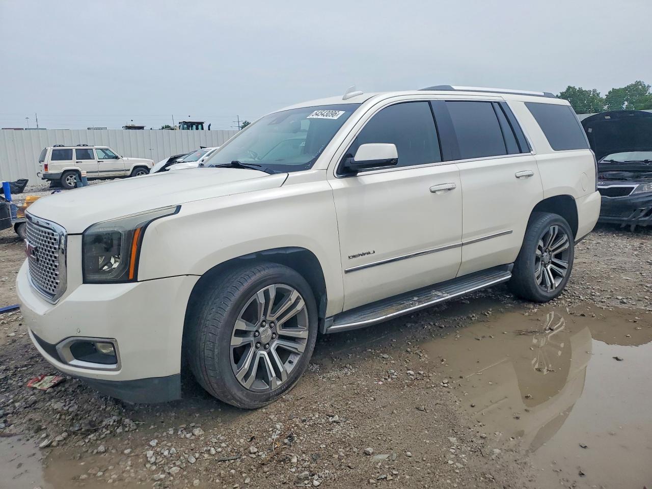 Salvage GMC Yukon Image