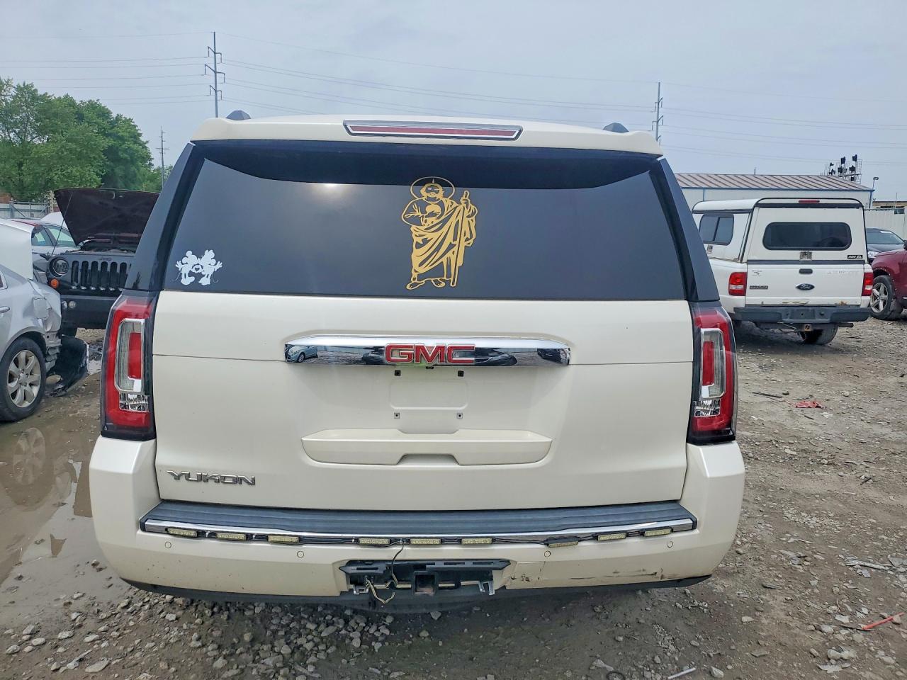 GMC Yukon Denali