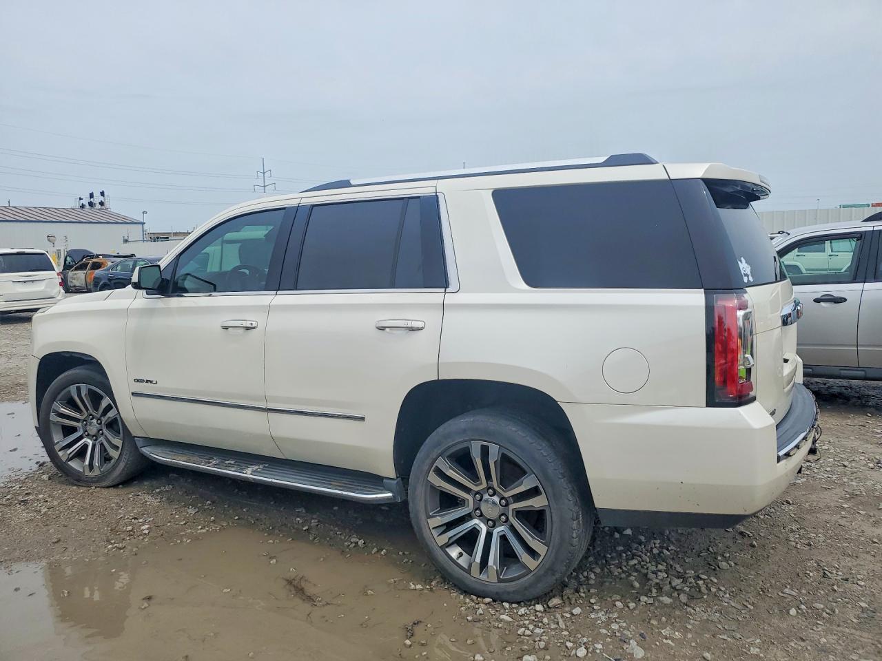 GMC Yukon Denali