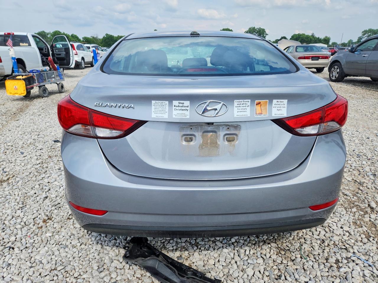 Hyundai ELANTRA Value Edition
