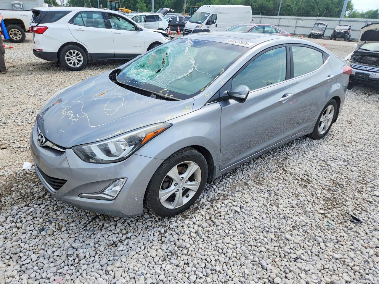 Salvage Hyundai ELANTRA Image