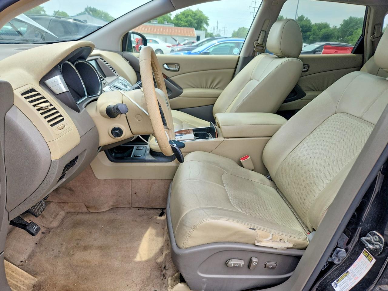 Nissan Murano S