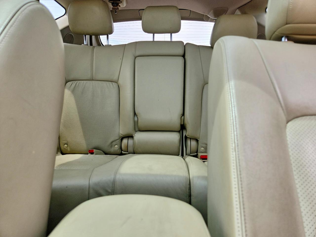 Nissan Murano S
