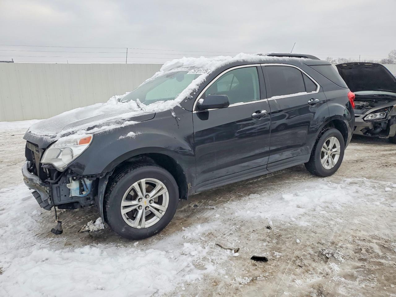 Salvage Chevrolet Equinox Image