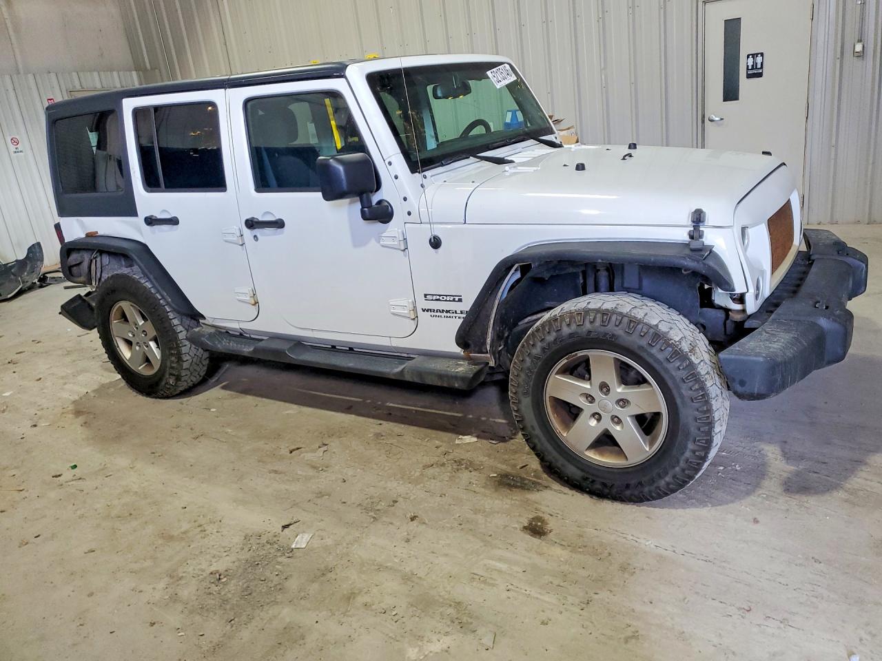 Jeep Wrangler Sport