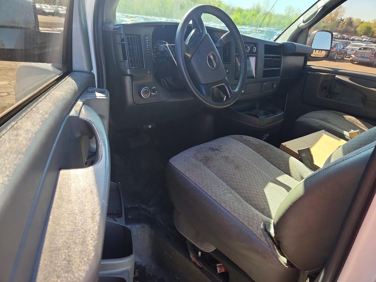 GMC Savana G2500