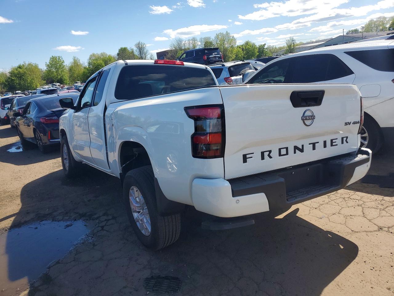 Nissan Frontier Sv