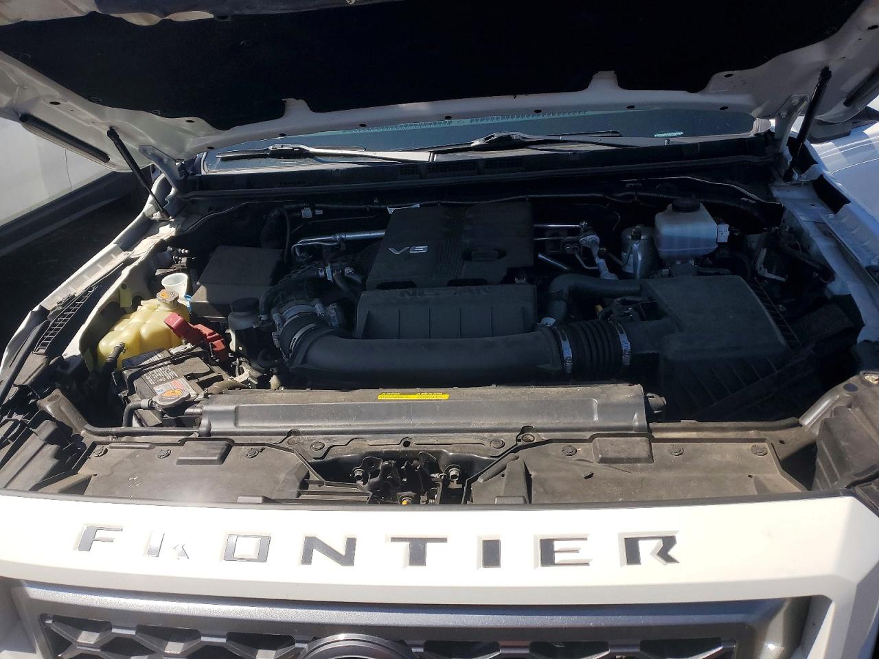 Nissan Frontier Sv