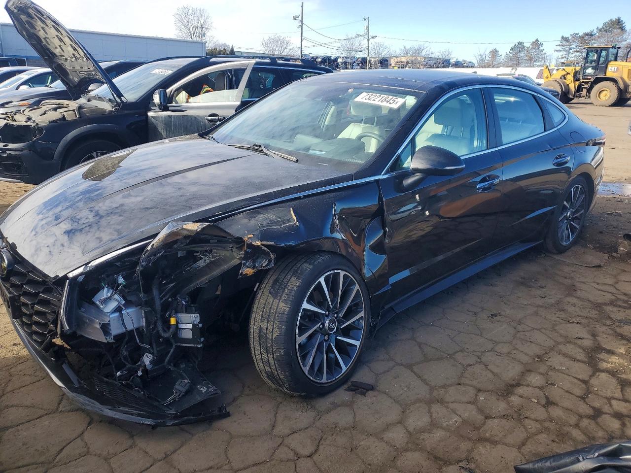 Salvage Hyundai SONATA Image