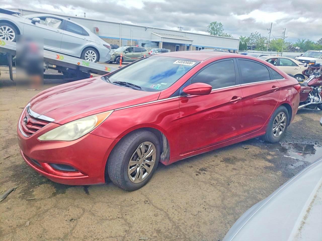 Salvage Hyundai SONATA Image