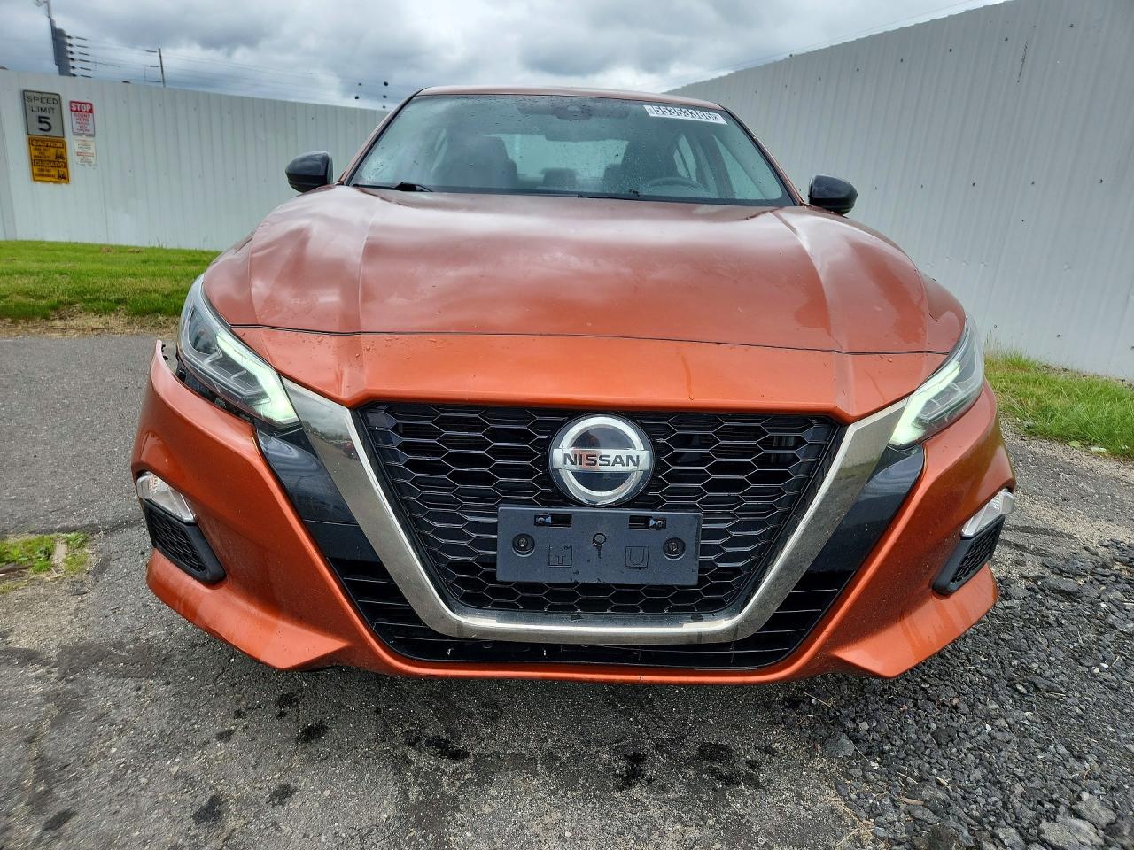 Nissan Altima Sr