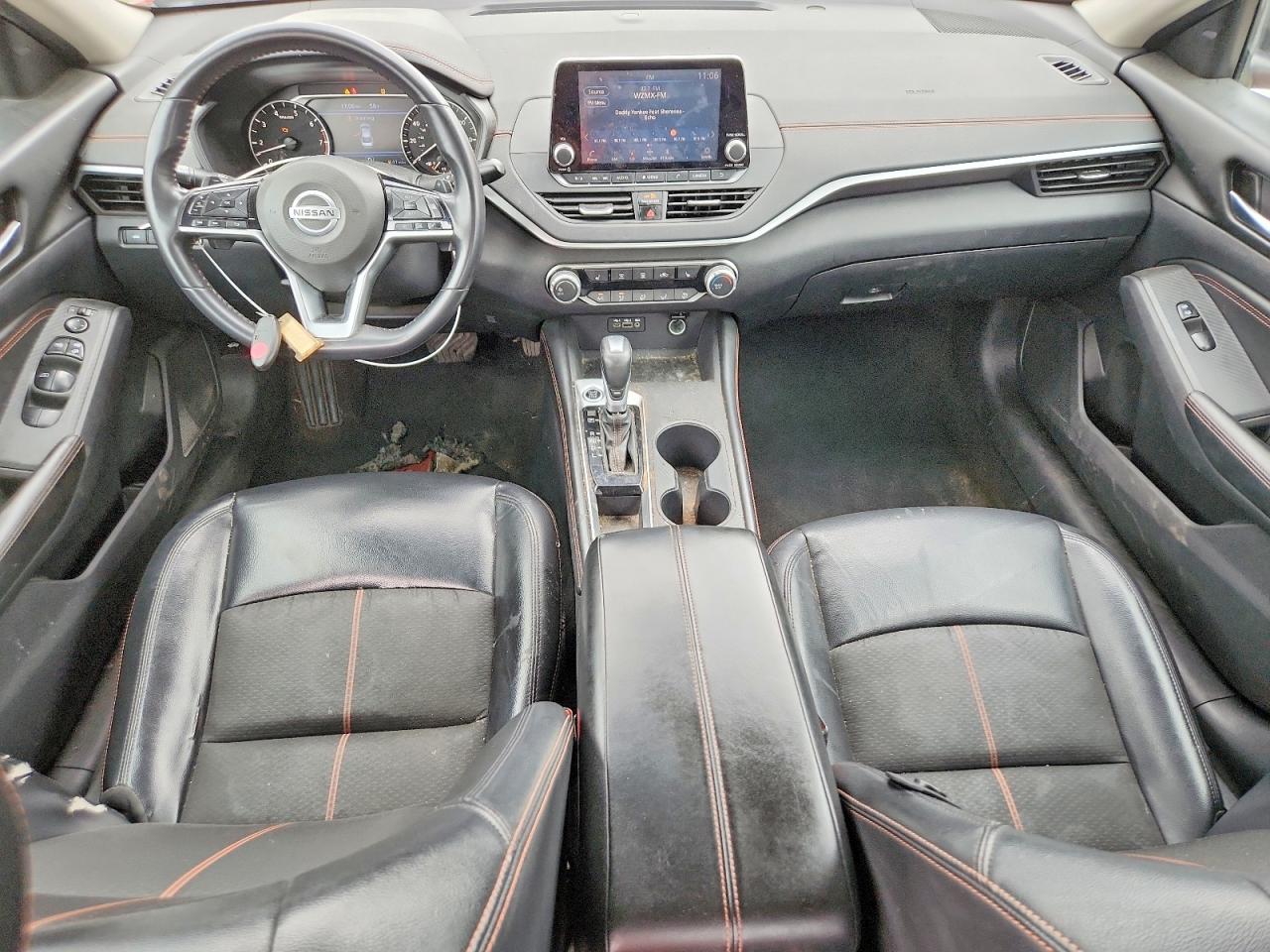 Nissan Altima Sr