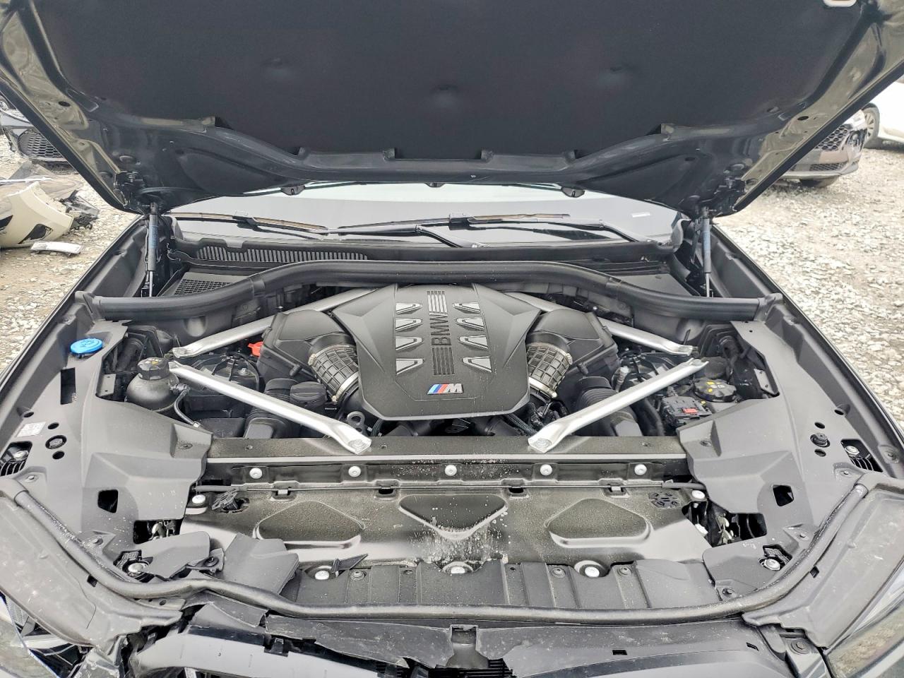BMW X Series M60i