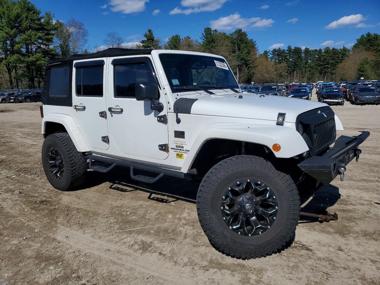 Jeep Wrangler Sahara
