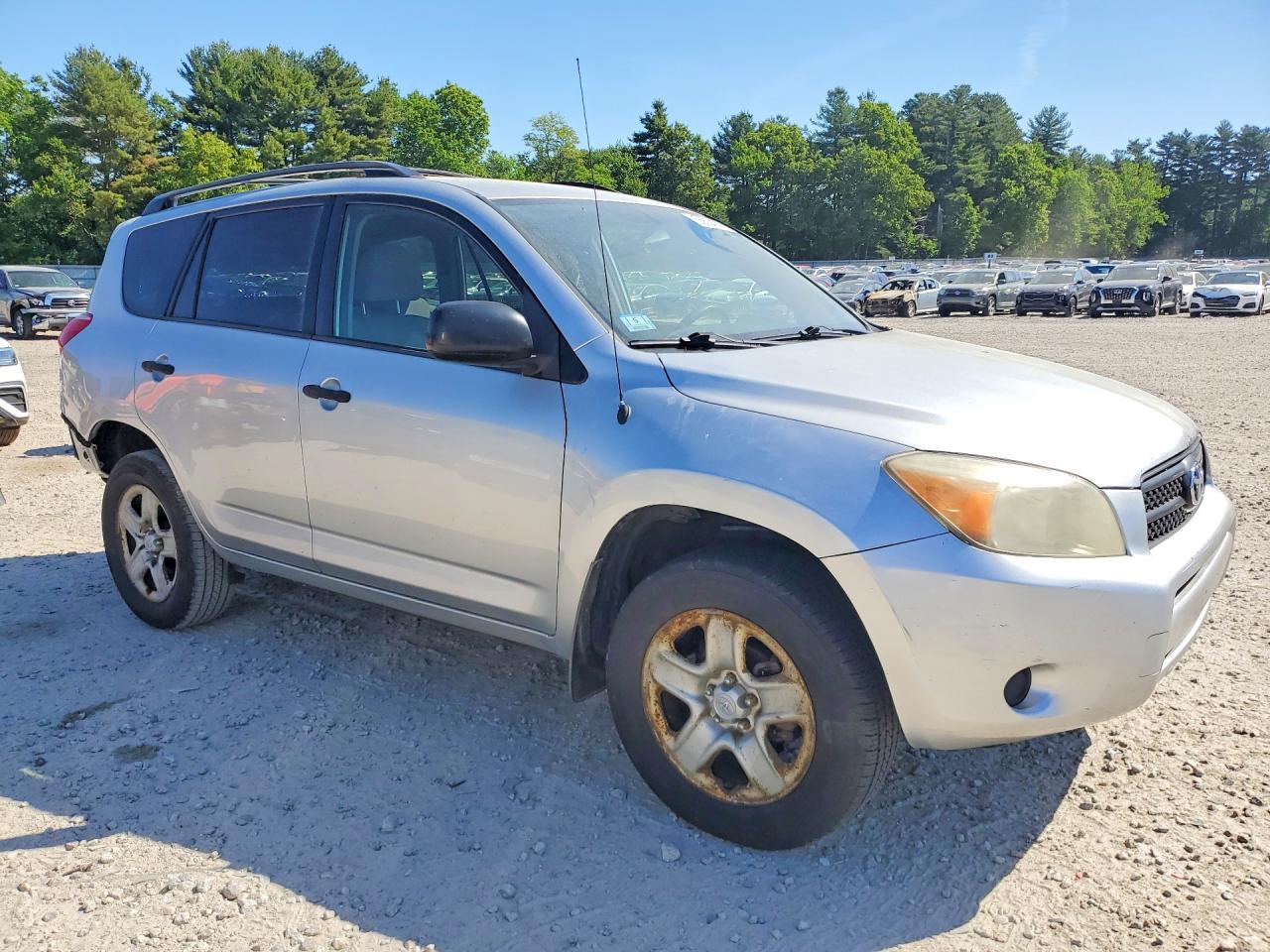 Toyota RAV4 Base