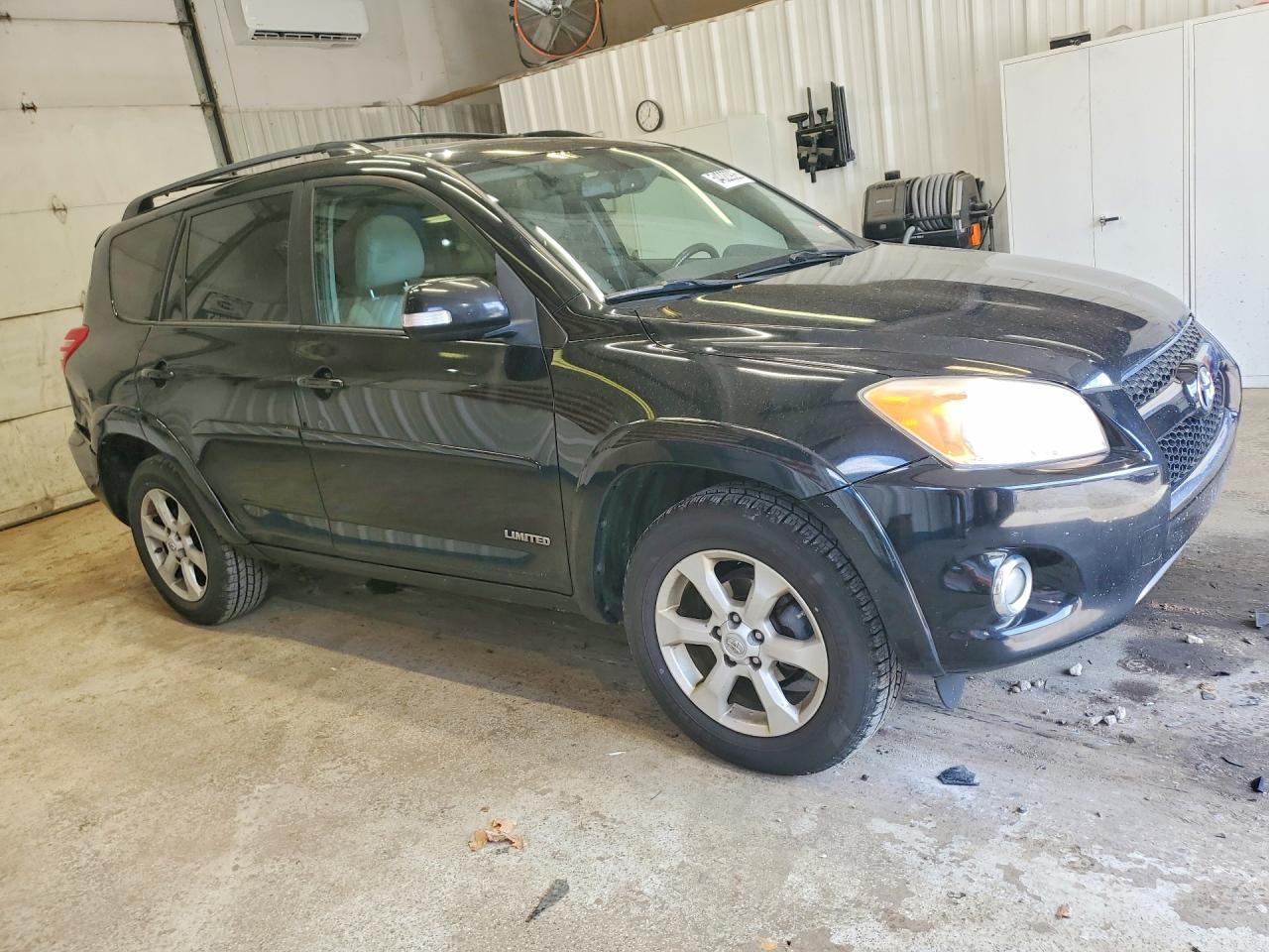 Toyota RAV4 Limited