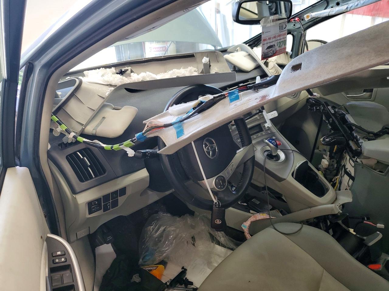 Toyota Prius Four