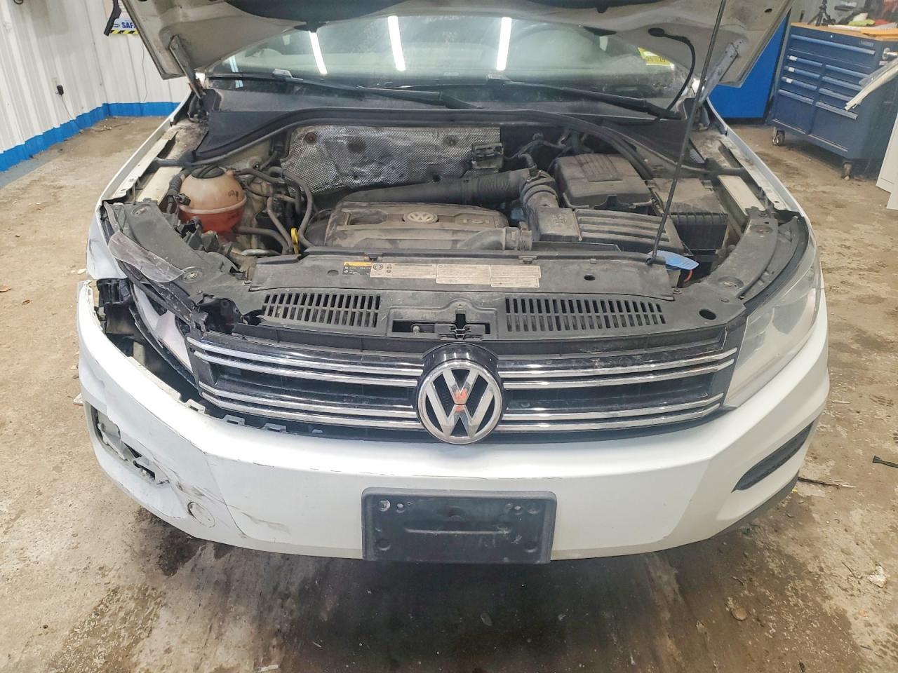 Volkswagen Tiguan S