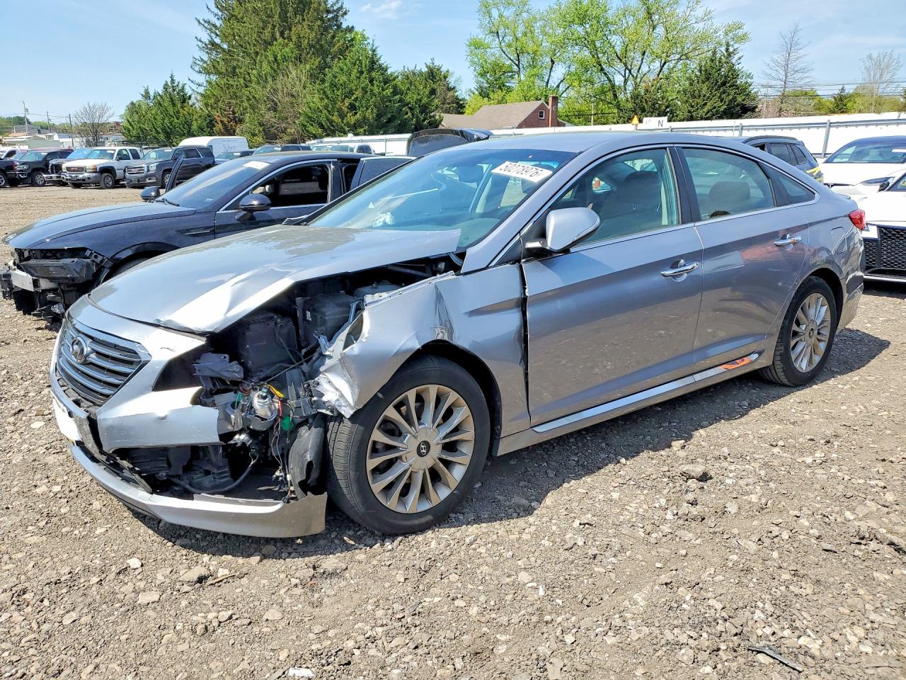 Salvage Hyundai SONATA Image