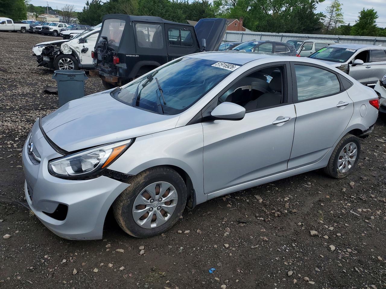 Salvage Hyundai ACCENT Image