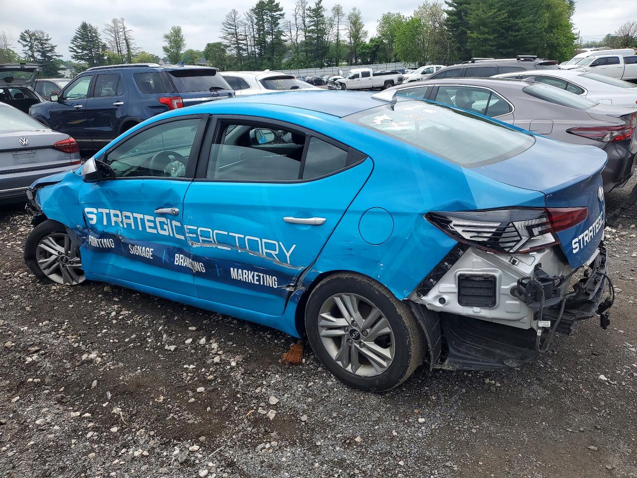 Hyundai ELANTRA Sel