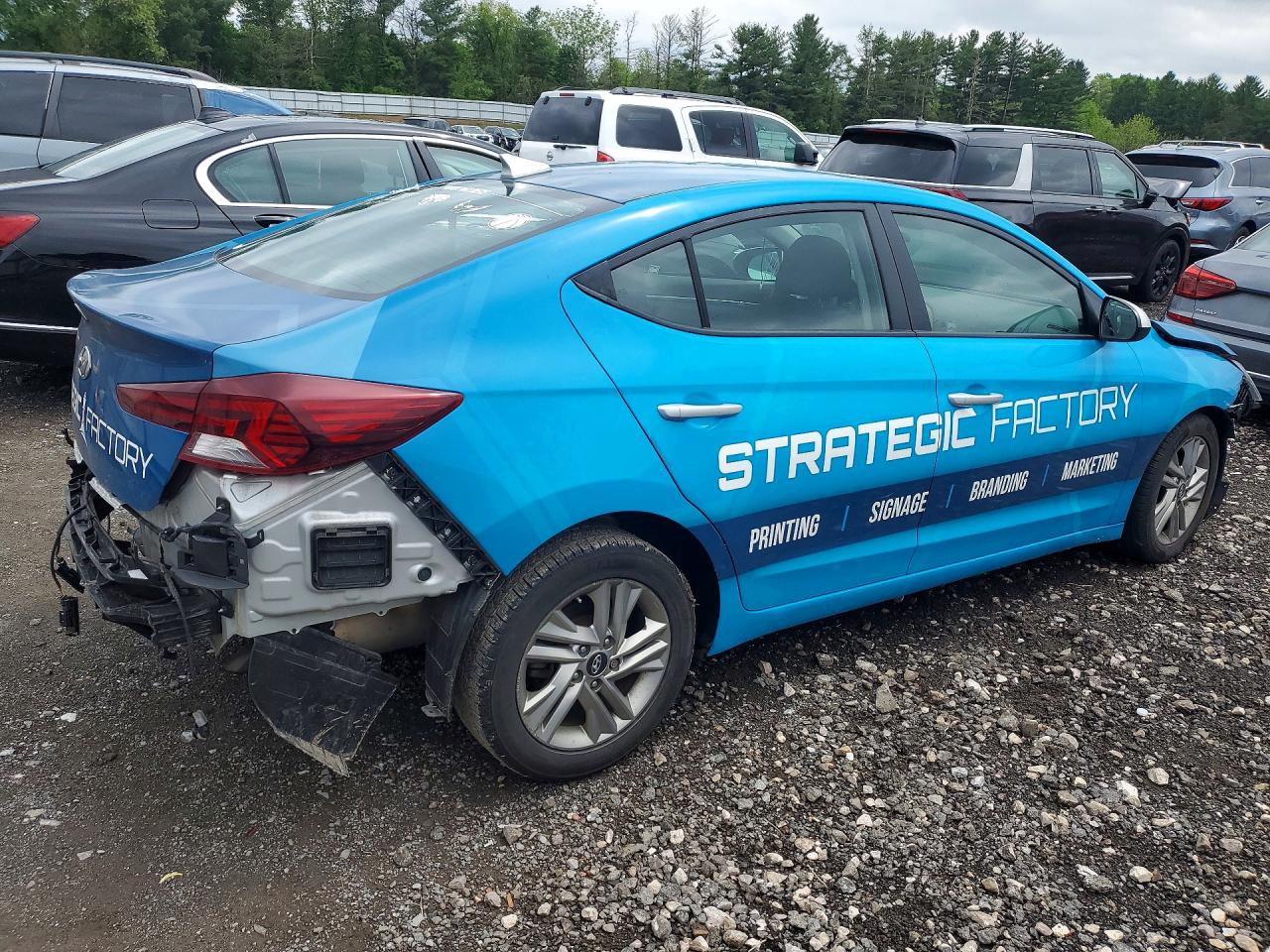 Hyundai ELANTRA Sel
