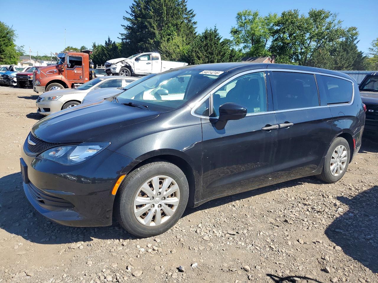 Salvage Chrysler Pacifica Image