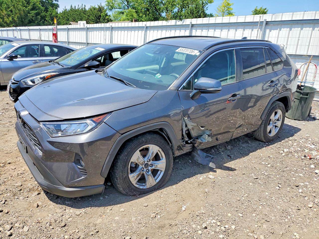 Salvage Toyota RAV4 Image