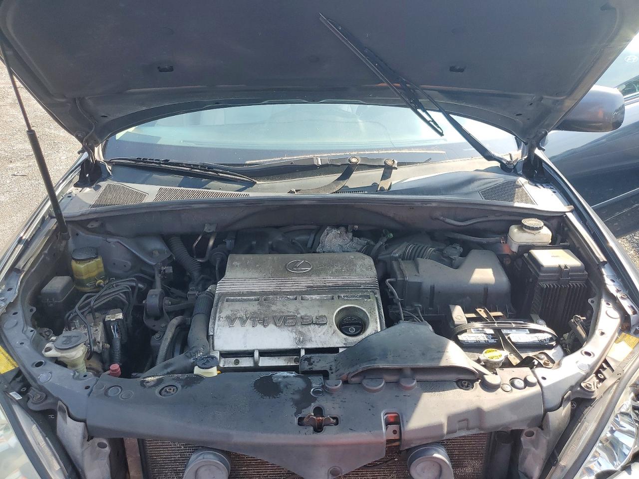 Lexus RX Base