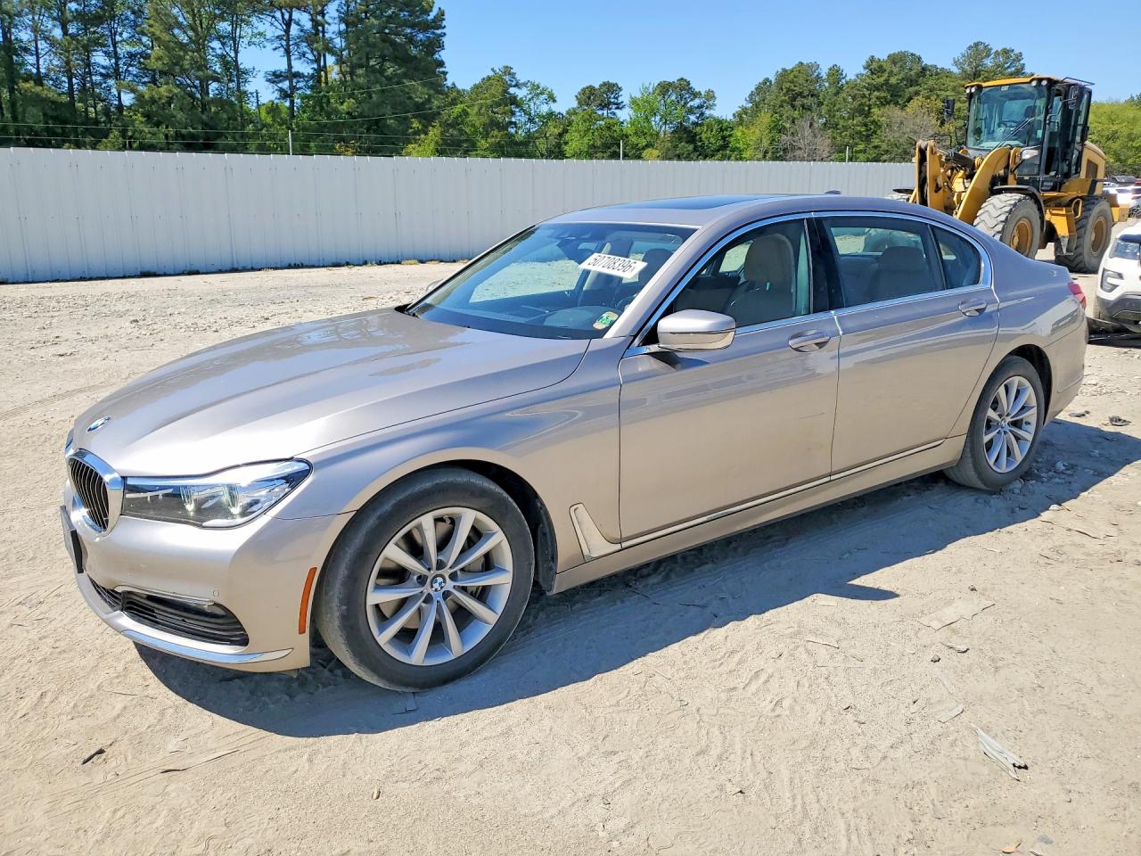 Salvage BMW 7 Series Image