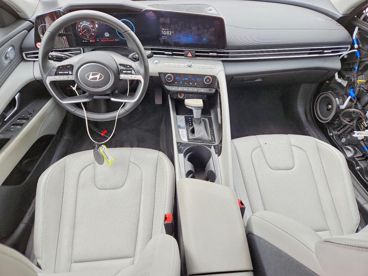 Hyundai ELANTRA Limited