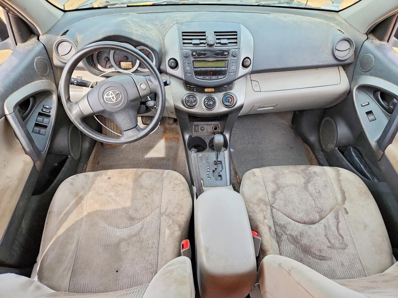 Toyota RAV4 Base