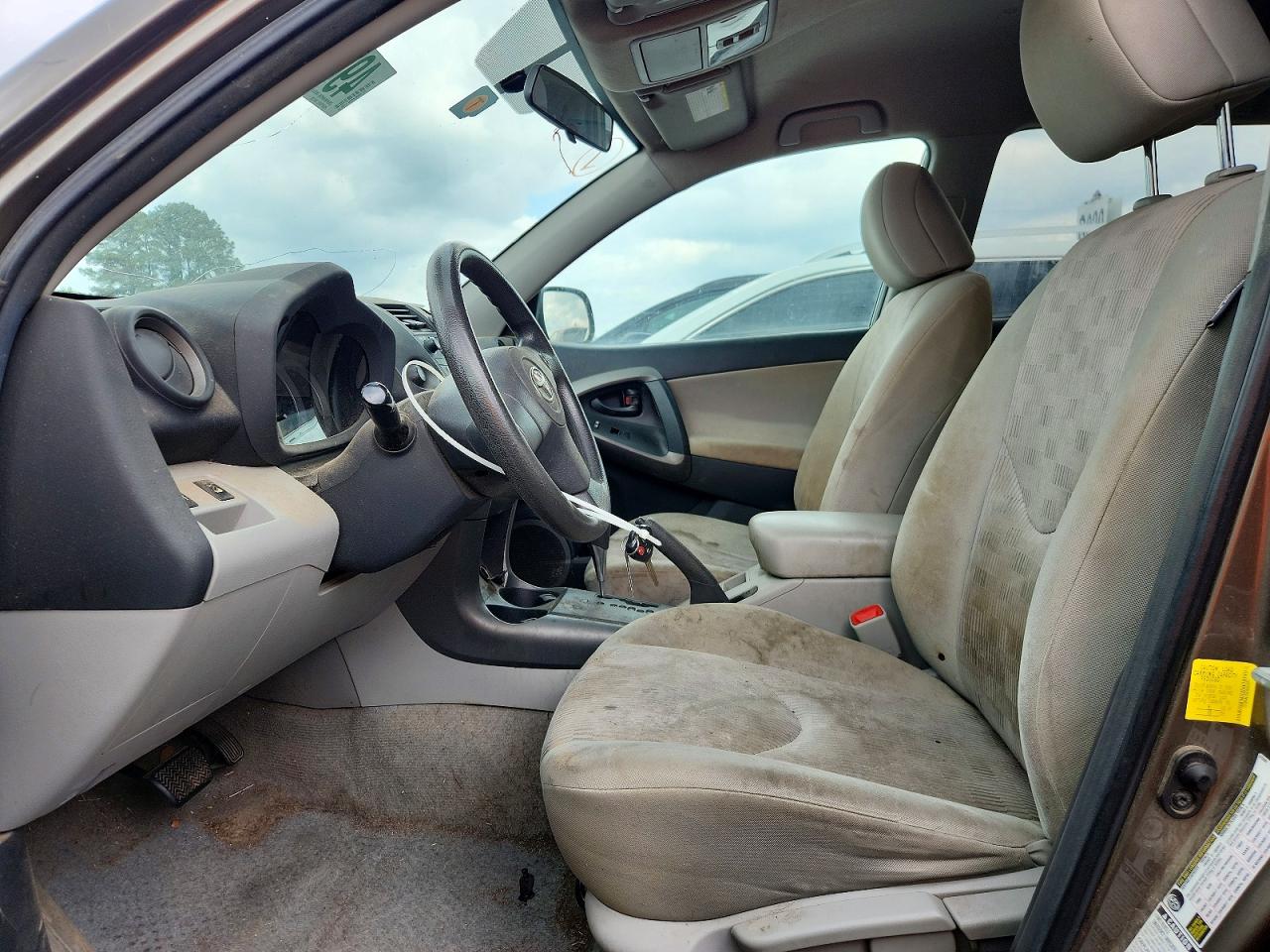 Toyota RAV4 Base